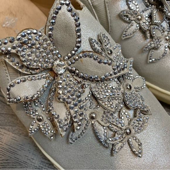 Antonio Melani Lorra Rhinestone Metallic Leather Sneaker Mule - Picture 13 of 15